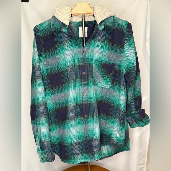 American Eagle Outfitters Tops - AE Vintage Boyfriend Sherpa Lined Hooded Flannel Jacket Green Plaid Size L